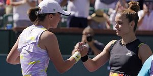 Ίγκα Σφιόντεκ και Μαρία Σάκκαρη