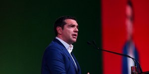 Ο Αλέξης Τσίπρας στο συνέδριο του ΣΥΡΙΖΑ