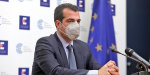 Θάνος Πλεύρης