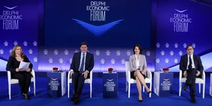 Ο Μιλτιάδης Βαρβιτσιώτης στο Οικονομικό Φόρουμ των Δελφών