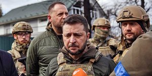 Ο πρόεδρος της Ουκρανίας στη Μπούσα