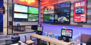 Κατάστημα ΟΠΑΠ με παιχνίδια