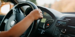 4χρονος έκλεψε το αυτοκίνητο της μητέρας του