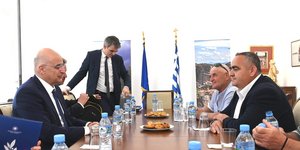 Ο Νίκος Δένδιας στη σημερινή του συνάντηση με τον Αλβανό Φρέντι Μπελέρ