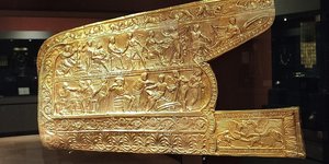 Σκυθικός χρυσός γωρυτός (φαρέτρα) του 4ου π.Χ. αιώνα, μουσείο Μελιτόπολης