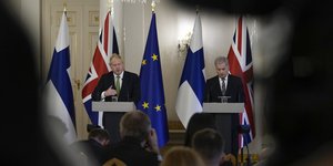 O Μπόρις Τζόνσον σε δηλώσεις του από τη Φινλανδία για τον ρόλο του ΝΑΤΟ