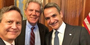 Ο Αμερικανός γερουσιαστής Frank Pallone με τον Κυριάκο Μητσοτάκη