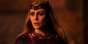 Η Ελίζαμπεθ Όλσεν ως Wanda Maximoff/Scarlet Witch στην ταινία «Doctor Strange in the Multiverse of Madness»