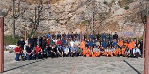 Εθελοντές και πυροσβέστες μαζί για την προστασία των δασών