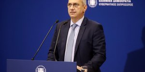 Ο Γιάννης Οικονόμου