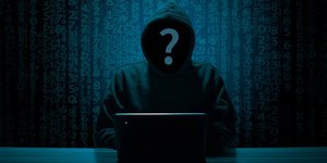 Xάκερ επιτέθηκαν σε τηλεοπτικά δίκτυα της Ρωσίας