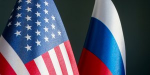 Σημαίες Ρωσίας-ΗΠΑ