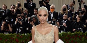 Η Kim Kardashian με το φόρεμα της Μέριλιν Μονρόε στο Met Gala 2022