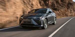 Lexus RZ 450e