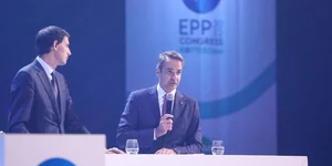 Ο Κυριάκος Μητσοτάκης στο συνέδριο του ΕΛΚ