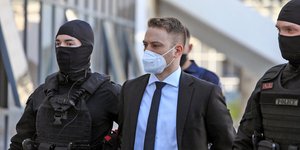 Ο Μπάμπης Αναγνωστόπουλος που δολοφόνησε την Καρολάιν Κράουτς