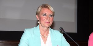 Νατάσα Παζαΐτη