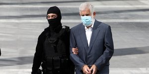 Πέτρος Φιλιππίδης