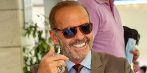 O Πέτρος Κωστόπουλος