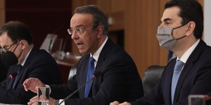 Σταϊκούρας Σκρέκας 