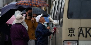 Κόσμος στη Σανγκάη