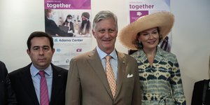 Το βασιλικό ζεύγος του Βελγίου στο Κέντρο Ένταξης προσφύγων και αιτούντων άσυλο Adama