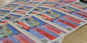 Δροσιά στον καύσωνα με την καλοκαιρινή κλήρωση του Λαϊκού Λαχείου