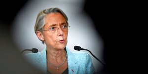 Η πρωθυπουργός της Γαλλίας, Ελιζαμπέτ Μπορν 