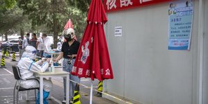 Το lockdown και η στρατηγική «zero covid» επιστρέφει σε περιοχές του Πεκίνου