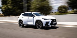 Lexus NX 450h+