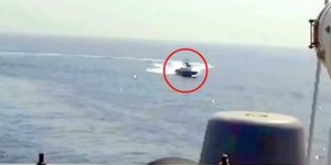 Το σκάφος της ιρανικής ακτοφυλακής που παρενόχλησε το αμερικανικό πολεμικό πλοίο
