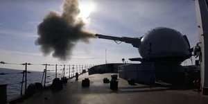 Κανονιοβολισμός από ρωσικό πολεμικό πλοίο στη διάρκεια άσκησης τον Φεβρουάριο