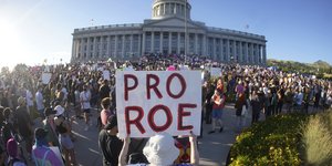 Αντιδράσεις από την απόφαση κατά των αμβλώσεων στις ΗΠΑ