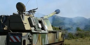 Τεθωρακισμένο άρμα που συμμετέχει στην άσκηση «Δημόκριτος 22»