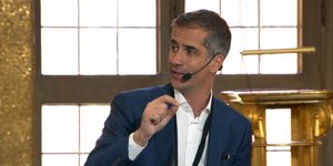 Ο Κώστας Μπακογιάννης ομιλητής σε φόρουμ στη Στοκχόλμη