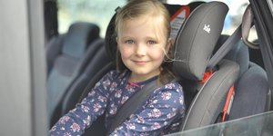 Παιδί στο αυτοκίνητο