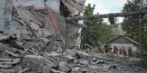 Εικόνες καταστροφής στην πόλη Λισιτσάνσκ της Ουκρανίας