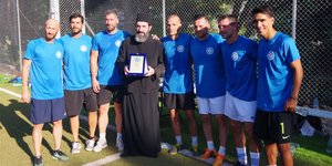 Φιλικό της Εθνικής 2004 με ανήλικα προσφυγόπουλα
