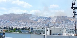 Φωτιά στο Σχιστό, στα όρια με Κορυδαλλό