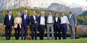 Η οικογενειακή φωτογραφία των ηγετών της G7