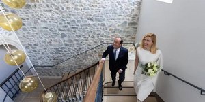 Φωτογραφία γάμου για τον Φρανσουά Ολάντ