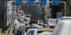 Κίνηση στο κέντρο της Αθήνας