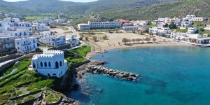 Τα δημοφιλή Λουτρά της Κύθνου