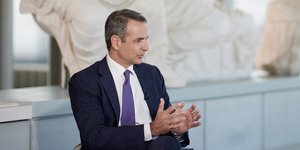 Ο Κυριάκος Μητσοτάκης στη συνέντευξη στην ΕΡΤ και στον Γιώργο Κουβαρά