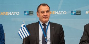 Ο Νίκος Παναγιωτόπουλος σε παλαιότερη σύνοδο των χωρών-μελών του ΝΑΤΟ