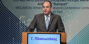 Ο Γιάννης Πλακιωτάκης