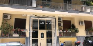 Το σπίτι στην Καλλιθέα όπου βρέθηκε μαχαιρωμένος ο 62χρονος