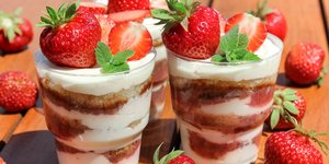 Τράιφλ με φράουλες