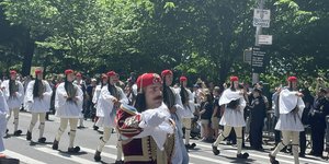 Μεγάλη παρέλαση της Ομογένειας για την 25η Μαρτίου