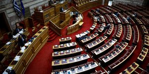 Βουλή νομοσχέδιο ΑΠΕ ΣΥΡΙΖΑ ΜέΡΑ25